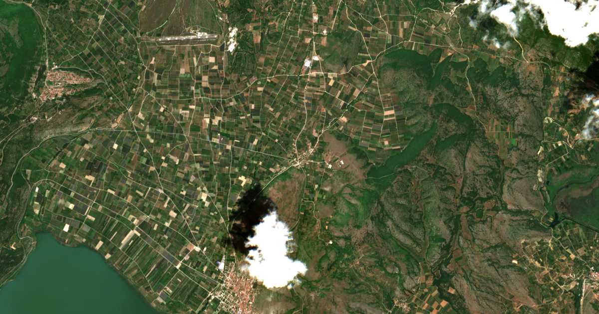 Mapa por satélite de Néa Xanthógeia