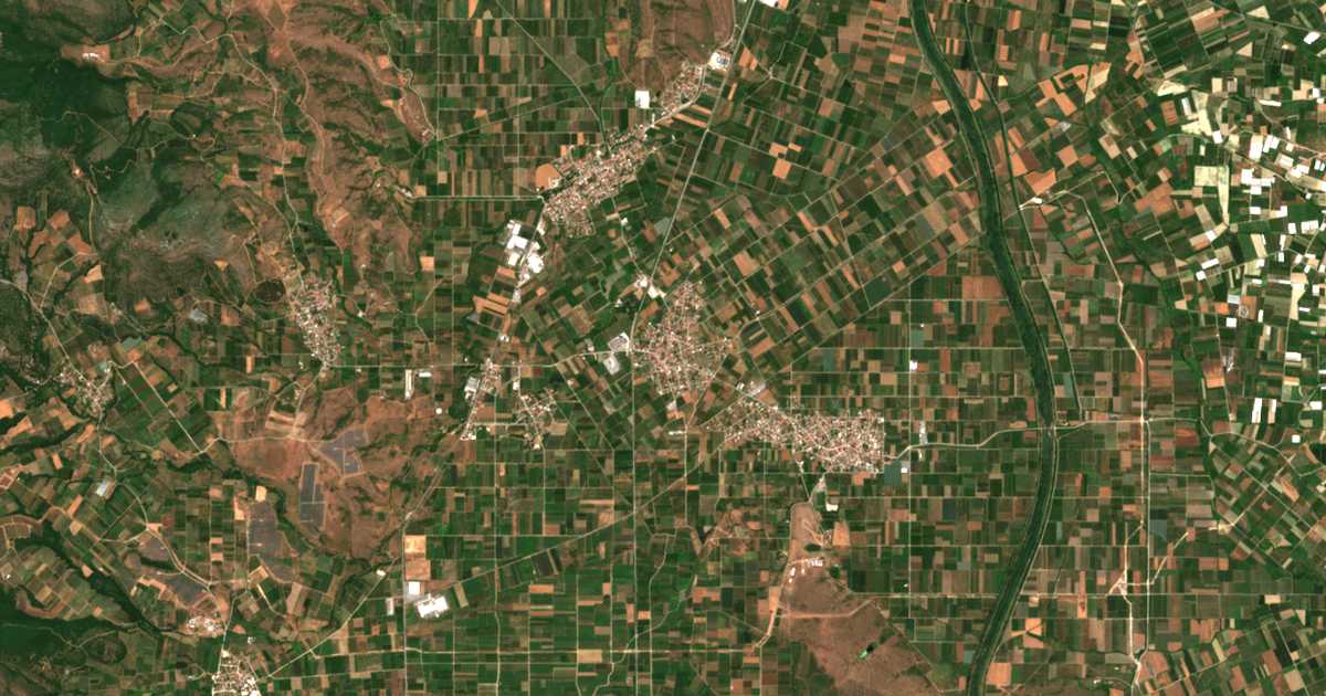 Mapa por satélite de Petraía