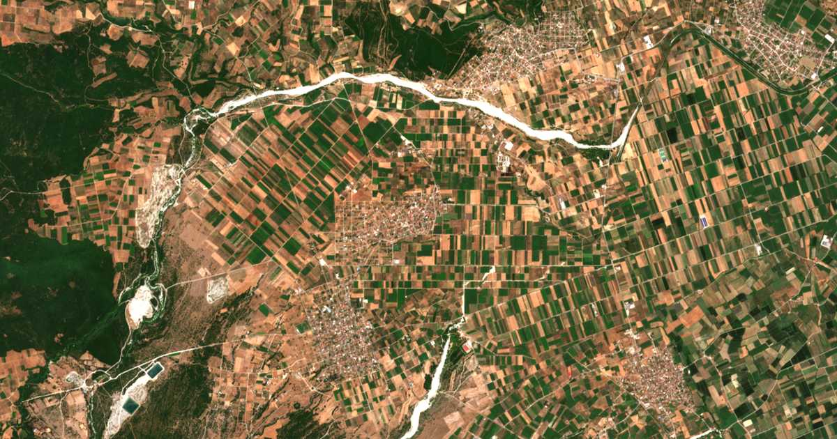 Mapa por satélite de Ágios Spyrídon