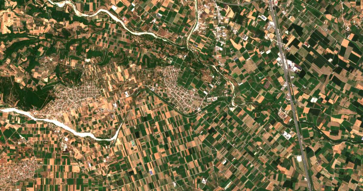 Mapa por satélite de Néa Éfesos