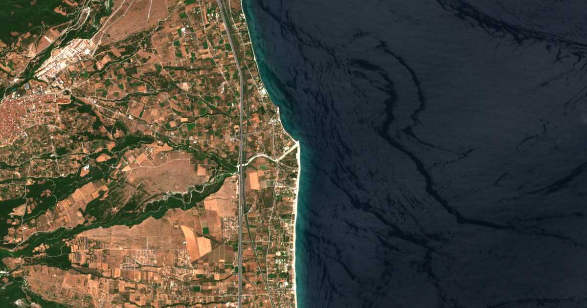 Mapa por satélite de Pláka