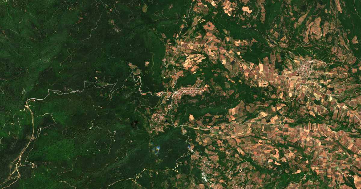 Mapa por satélite de Elatochórion