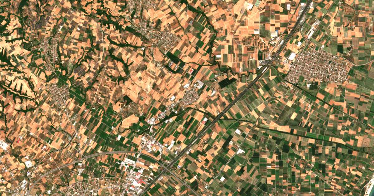 Mapa por satélite de Néa Chráni