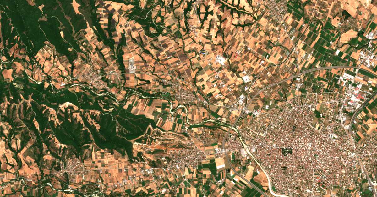Mapa por satélite de Néon Keramídion
