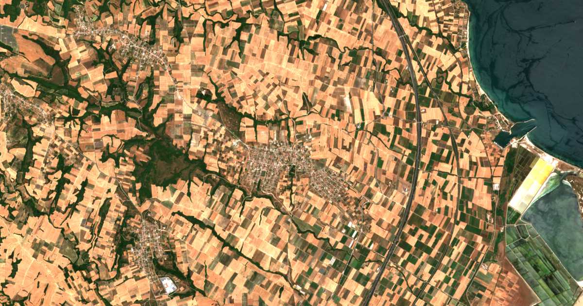 Mapa por satélite de Kítros