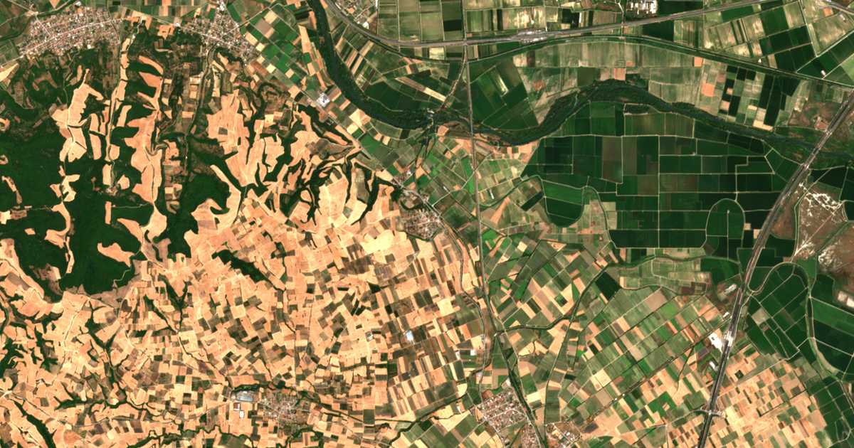 Mapa por satélite de Megáli Géfyra