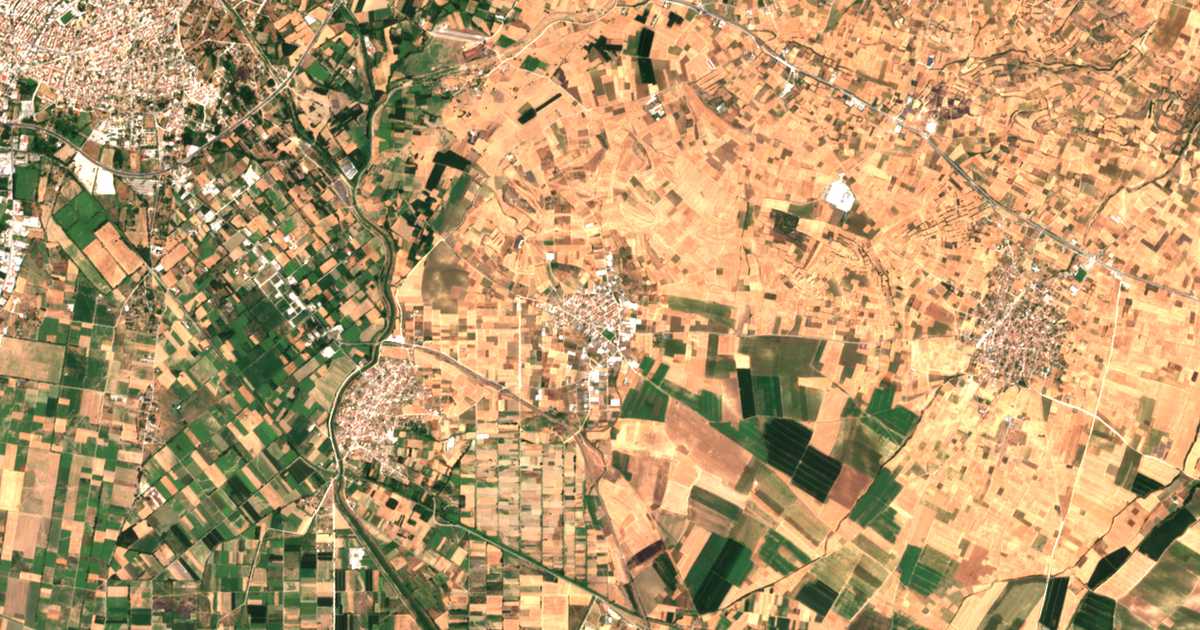 Mapa por satélite de Monóvrysi