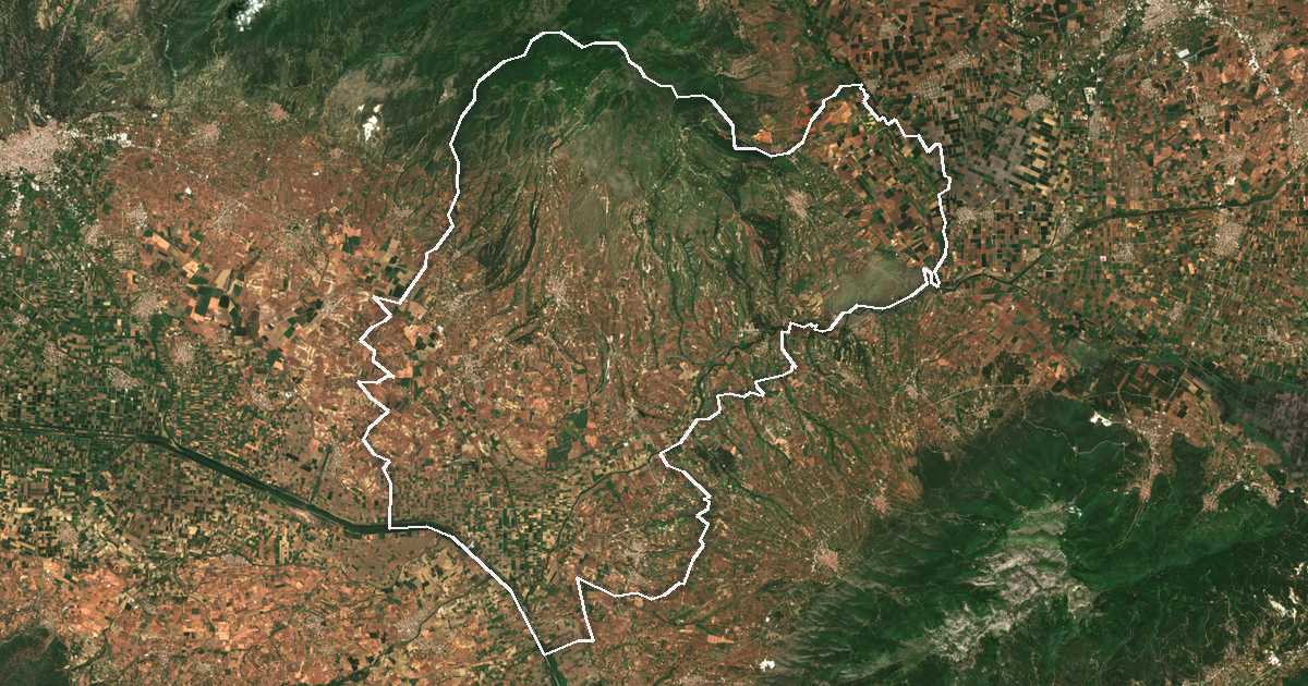 Imagen de satélite con el límite trazado: Nea Zijni