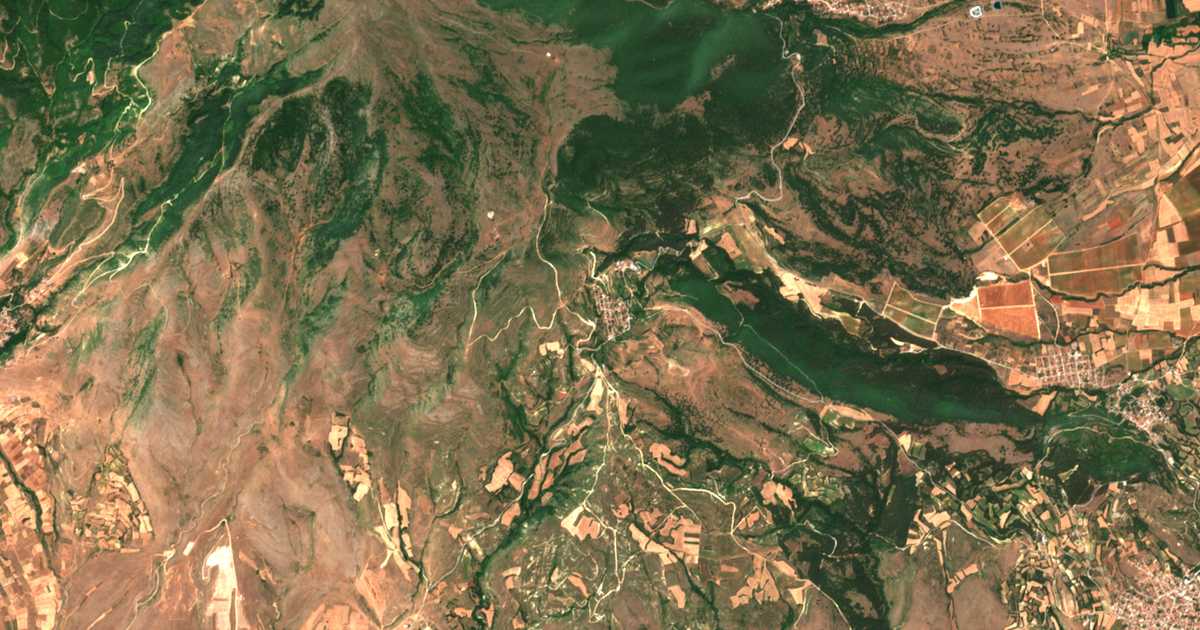 Mapa por satélite de Skopiá