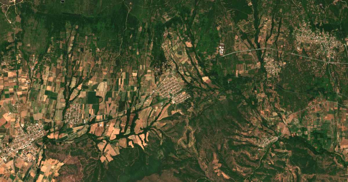 Mapa por satélite de Kastanoússa