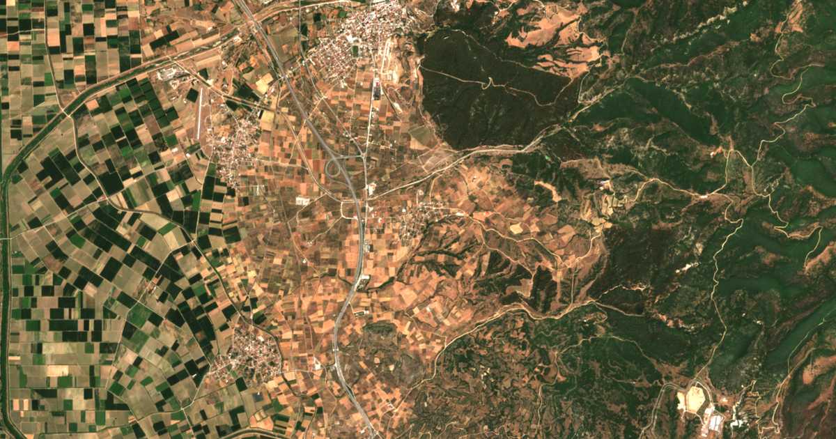 Mapa por satélite de Káto Ampélia