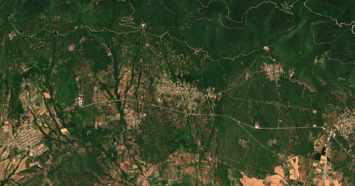 Mapa por satélite de Platanákia