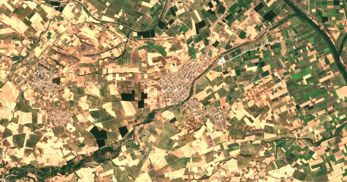 Mapa por satélite de Mavrothálassa