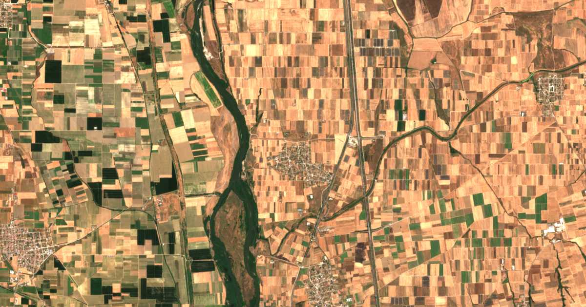 Mapa por satélite de Akropótamos