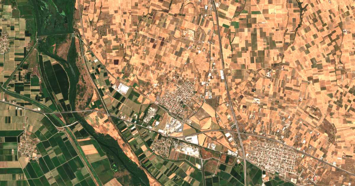 Mapa por satélite de Géfyra