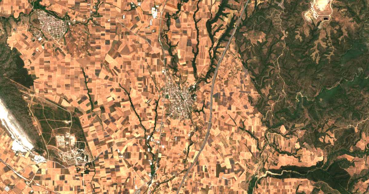 Mapa por satélite de Ásiros
