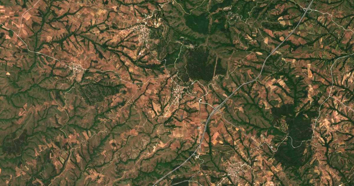 Mapa por satélite de Karteraí
