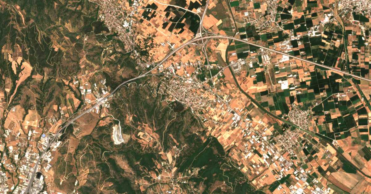 Mapa por satélite de Lagyná