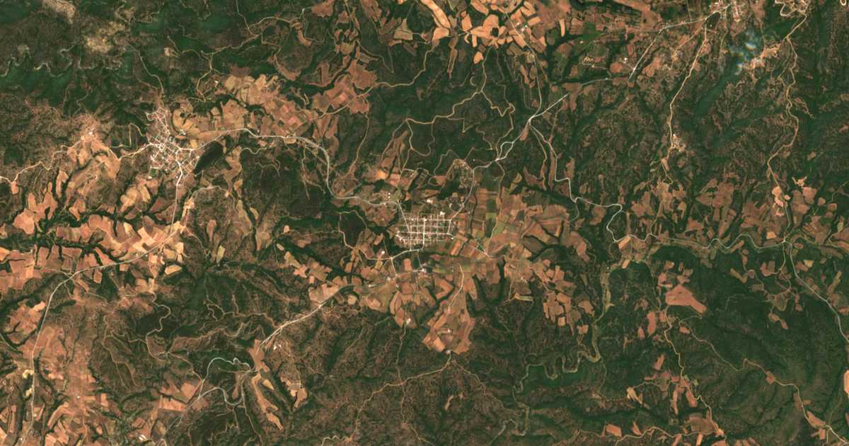 Mapa por satélite de Pénte Vrýsai