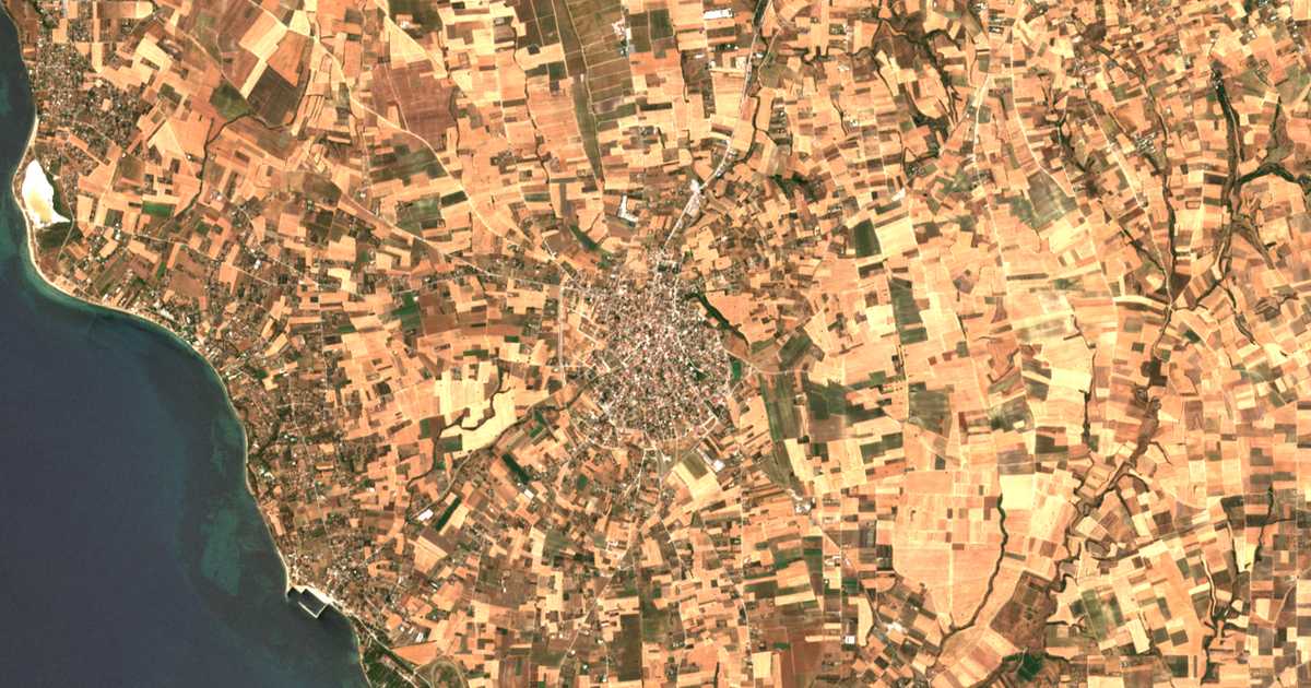 Mapa por satélite de Epanomí