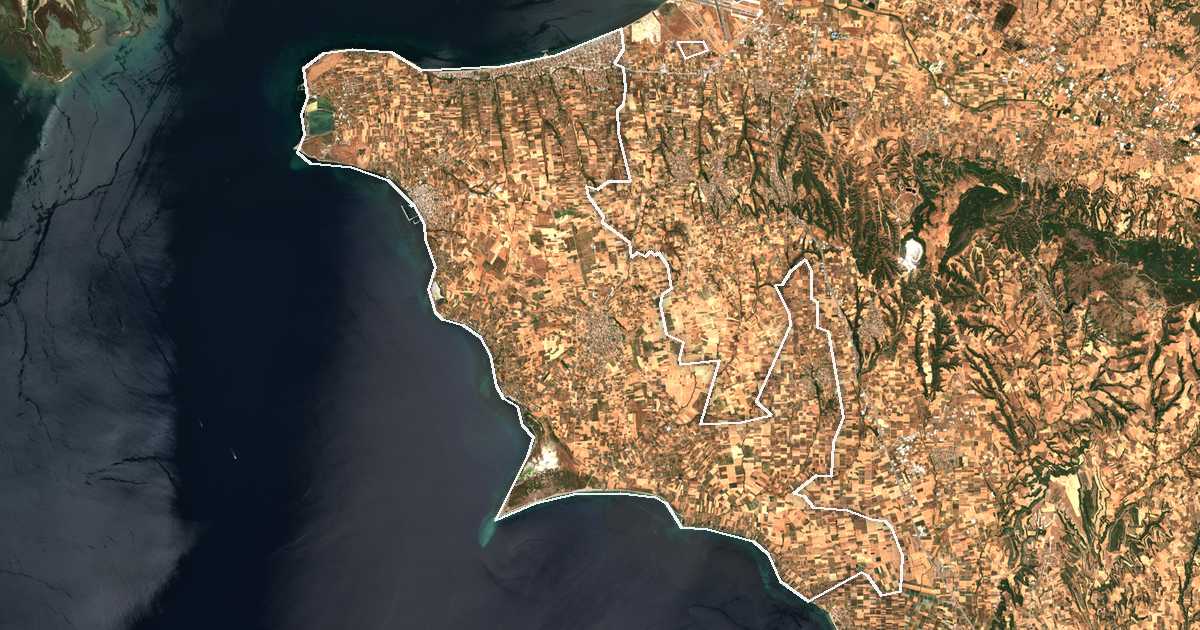 Imagen de satélite con el límite trazado: Thermaikos