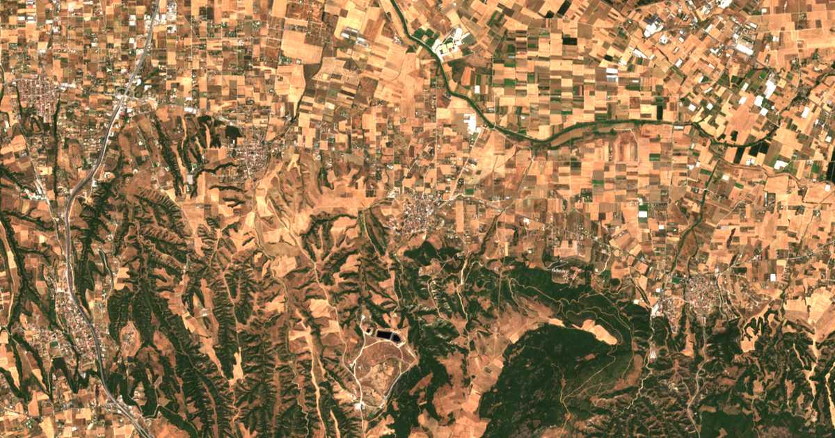 Mapa por satélite de Agía Paraskeví
