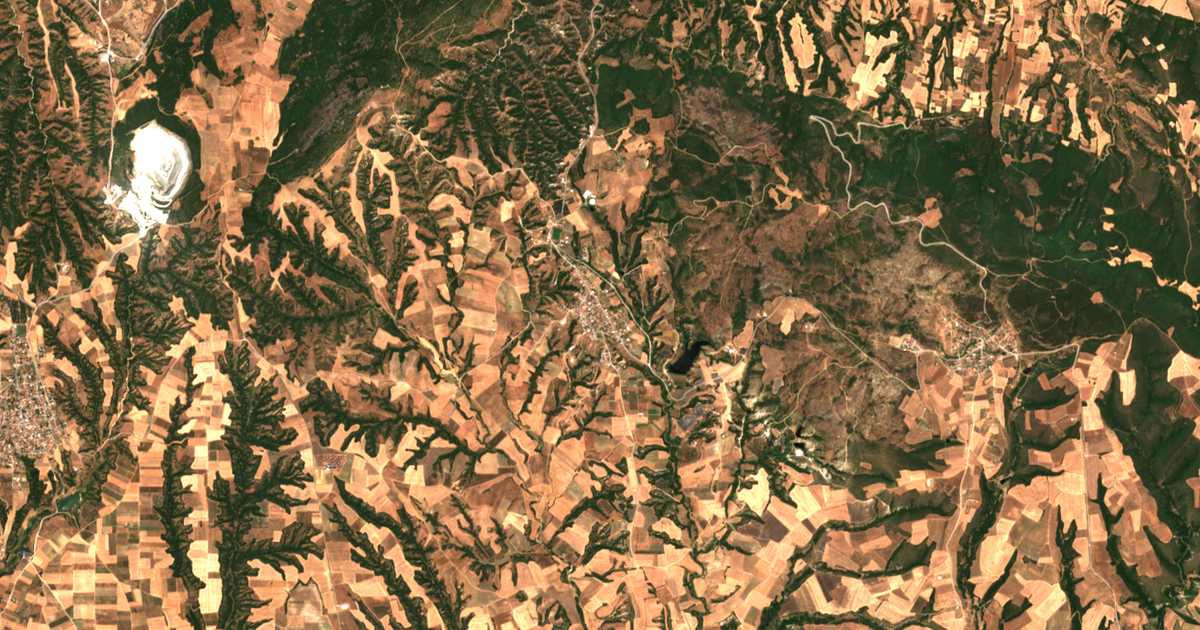 Mapa por satélite de Ágios Antónios