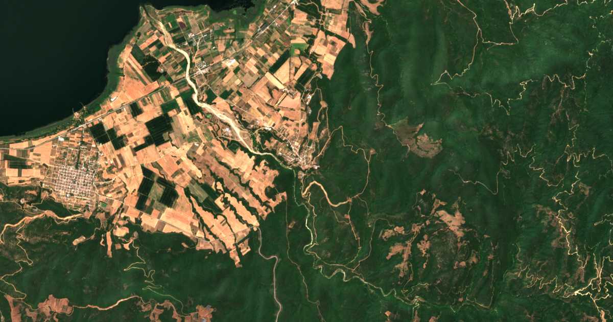 Mapa por satélite de Módion