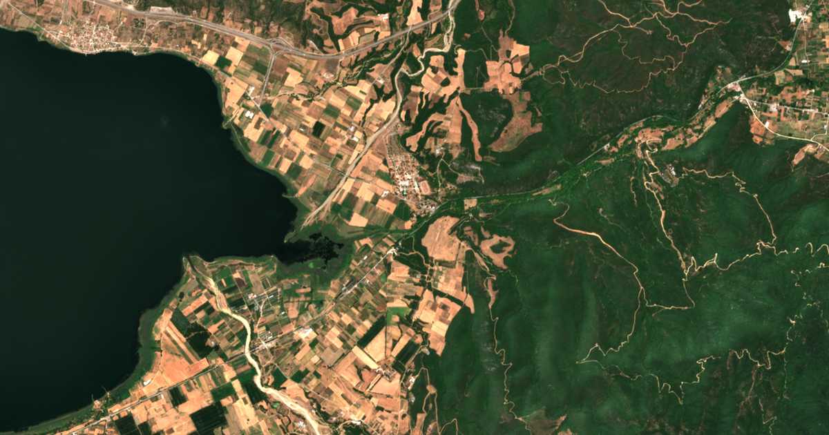 Mapa por satélite de Rentína