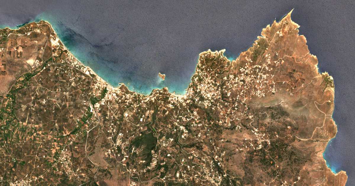 Mapa por satélite de Almyrída