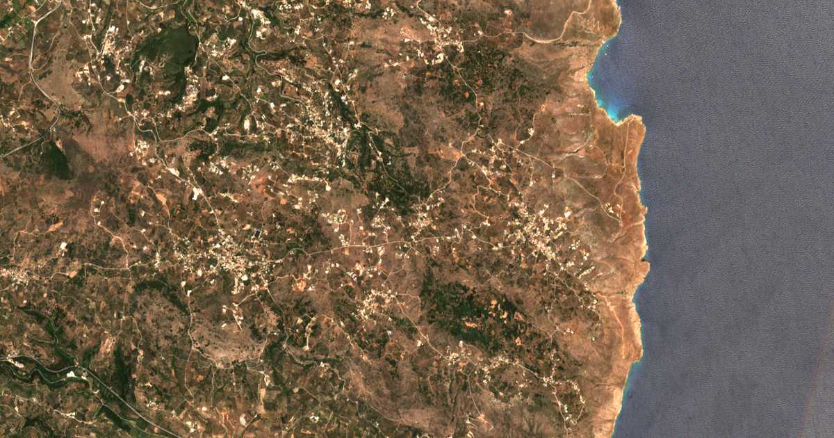 Mapa por satélite de Xirostérnion