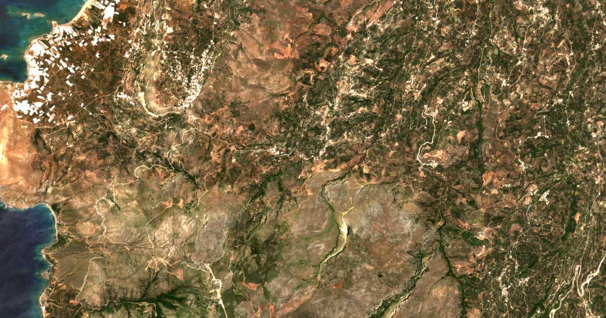 Mapa por satélite de Lousakiaí