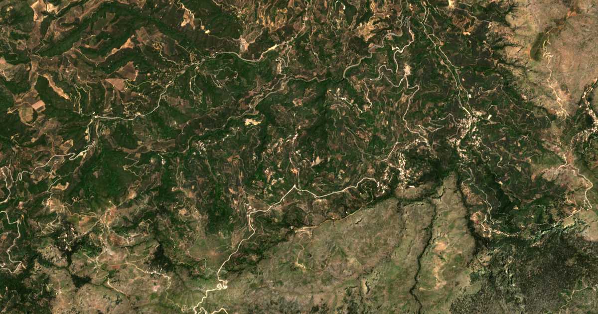 Mapa por satélite de Karános