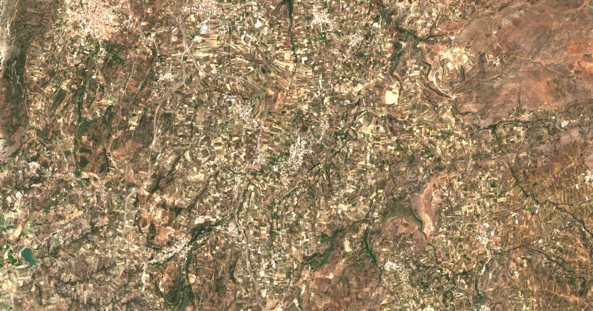 Mapa por satélite de Ágiai Paraskiaí