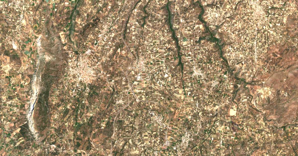 Mapa por satélite de Kómes