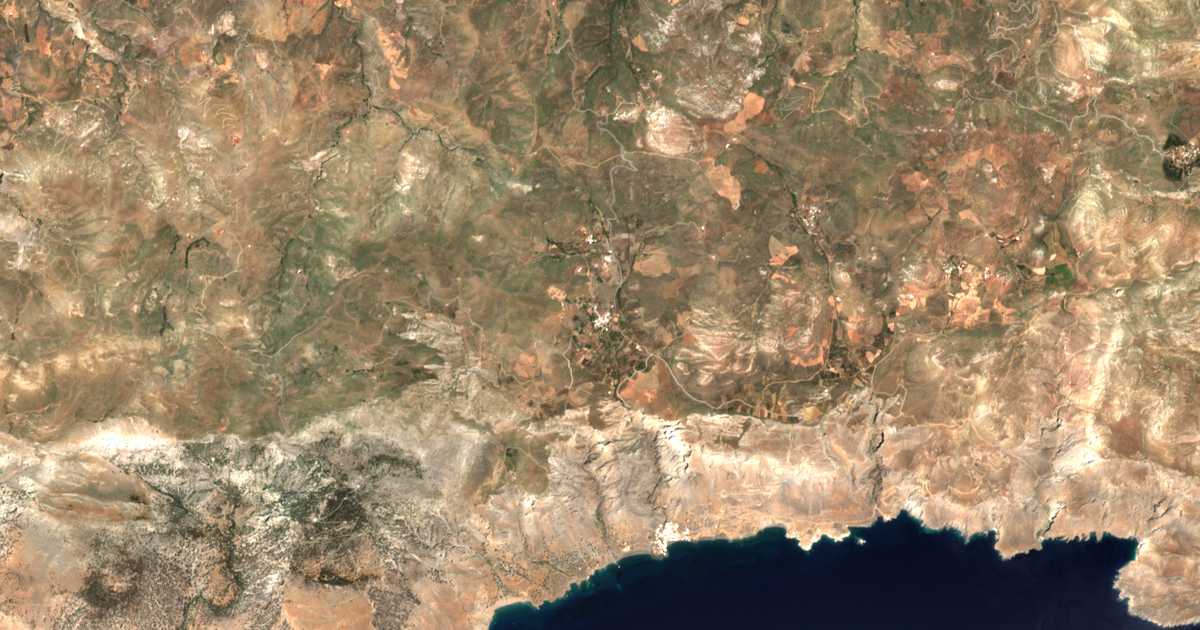 Mapa por satélite de Paránymfoi