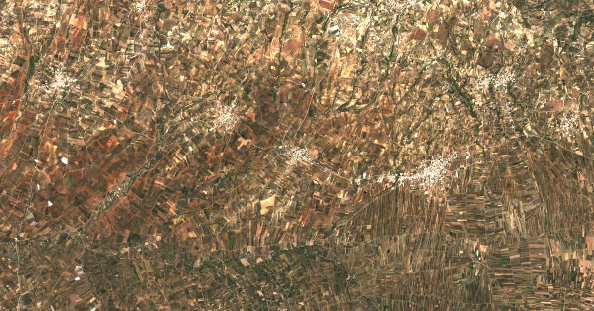 Mapa por satélite de Loúrai