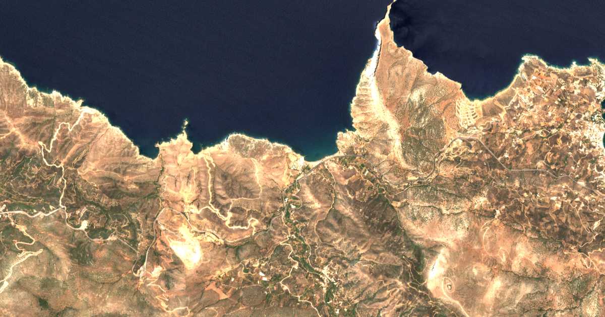Mapa por satélite de Paralía Fódele