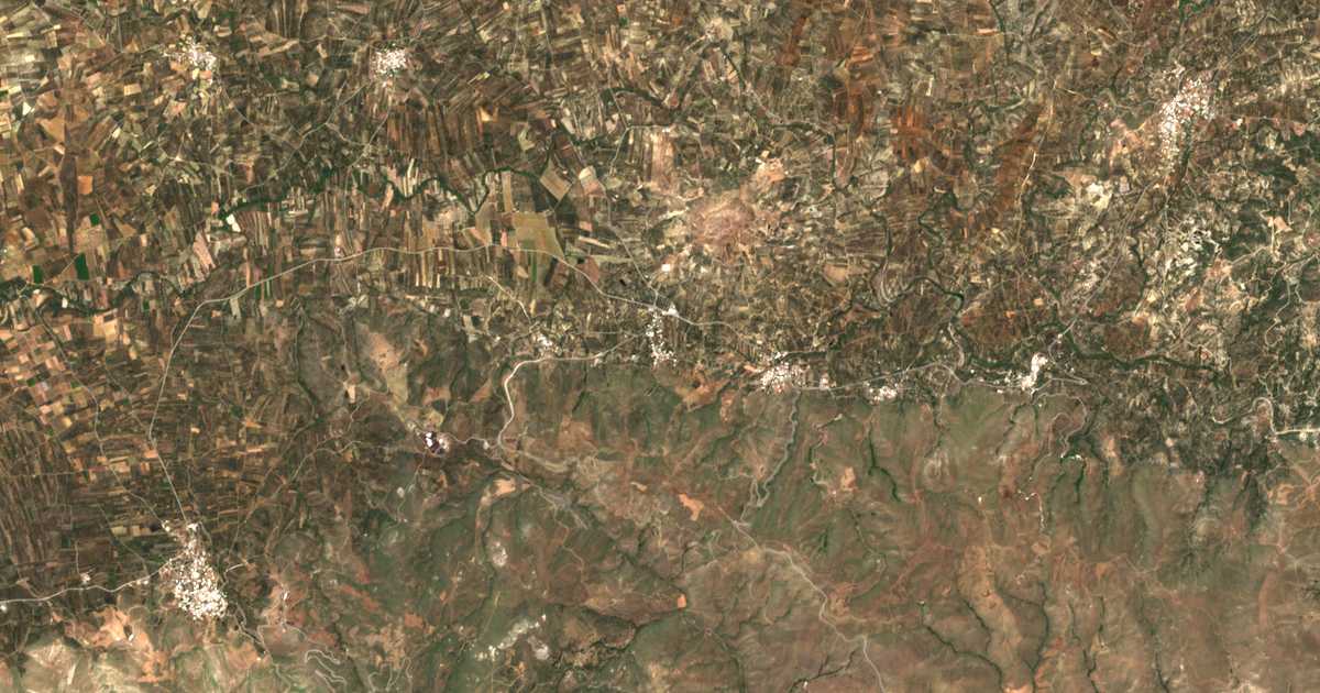 Mapa por satélite de Áno Kastellianá