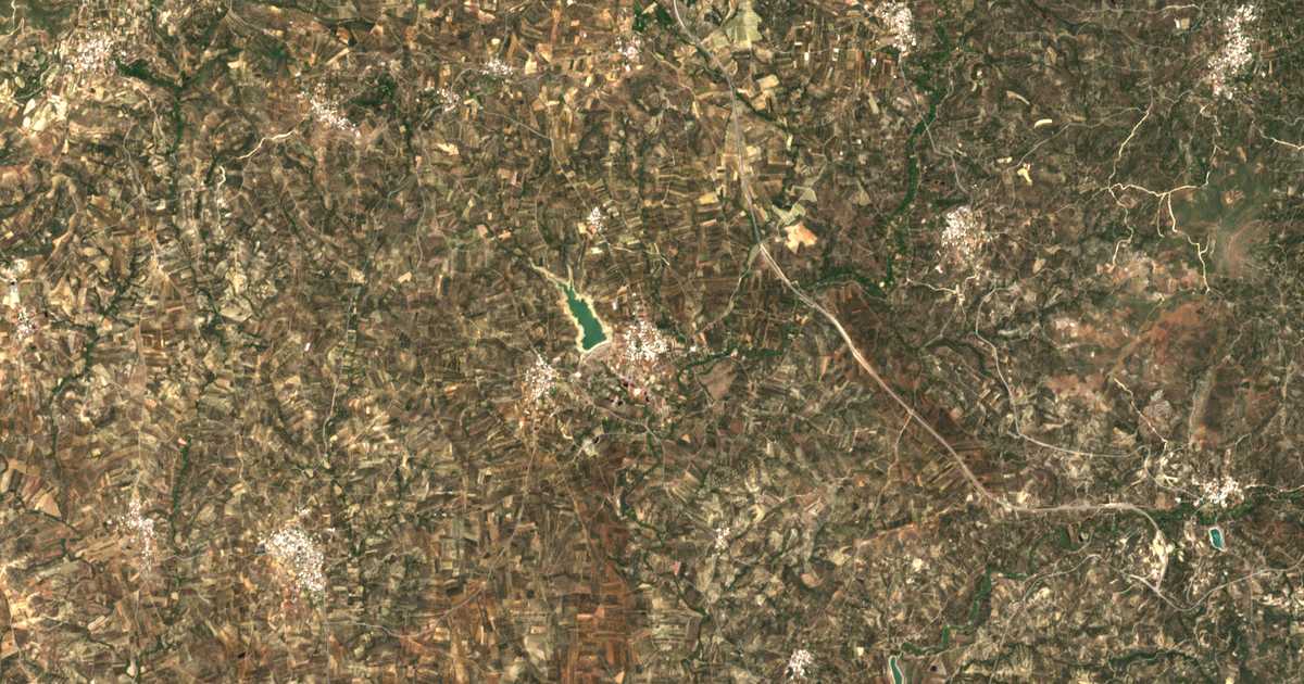 Mapa por satélite de Ínion