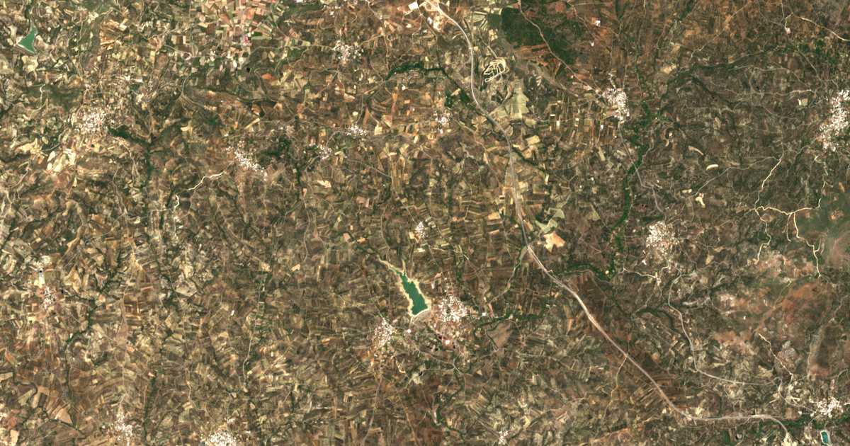 Mapa por satélite de Monastirákion