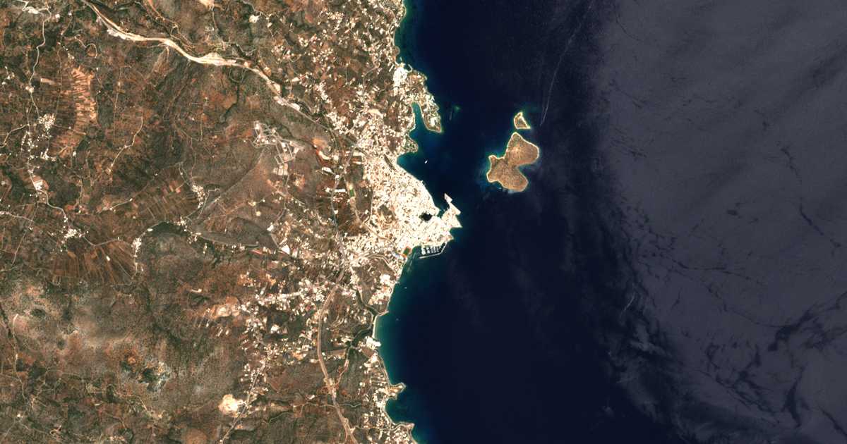 Mapa por satélite de Ayos Nikólaos