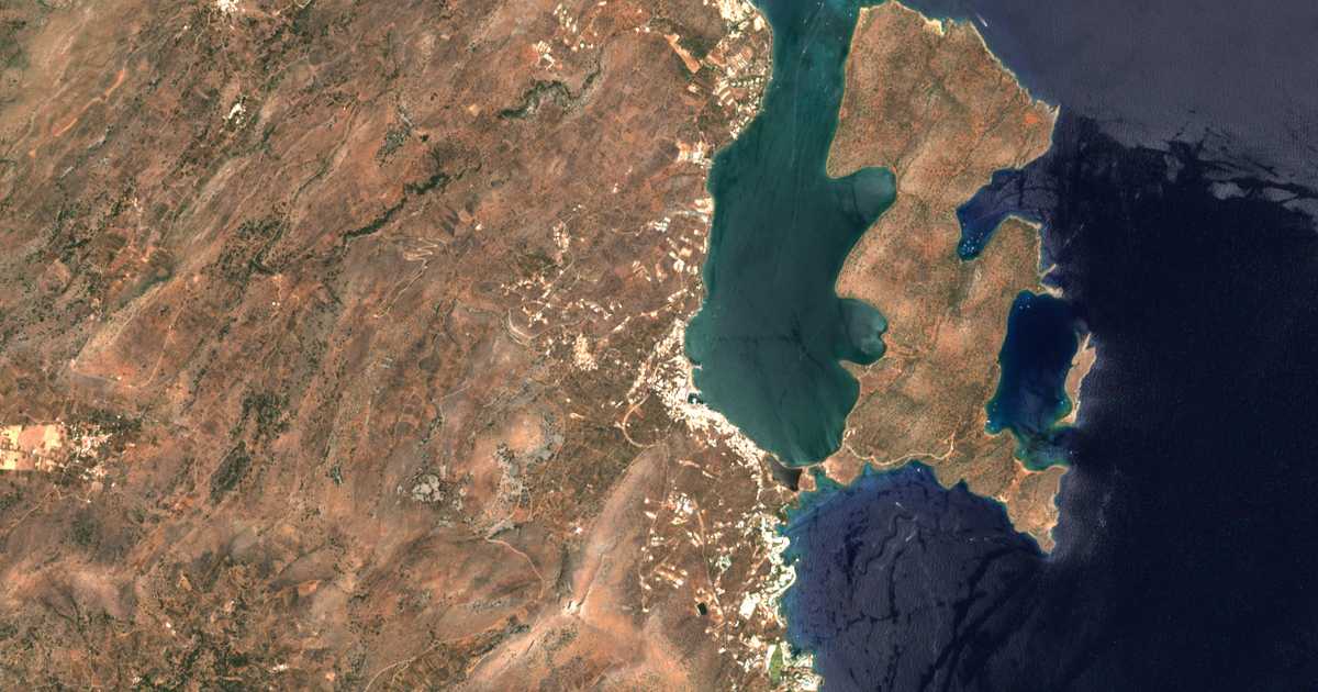 Mapa por satélite de Mavrikianón