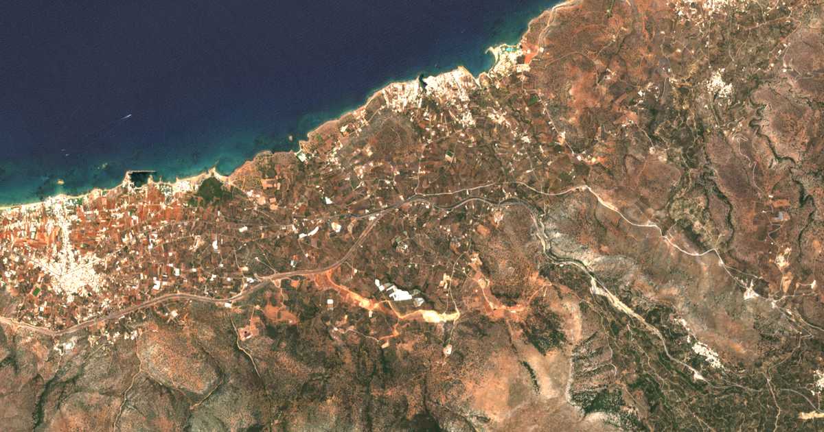 Mapa por satélite de Pýrgos
