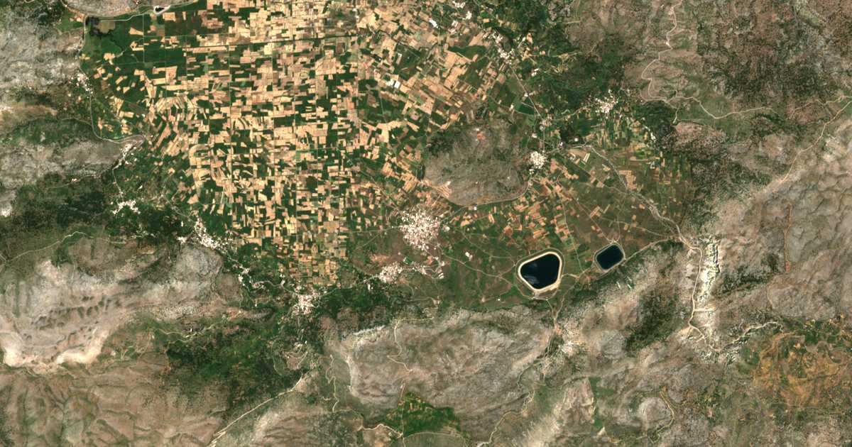 Mapa por satélite de Ágios Geórgios