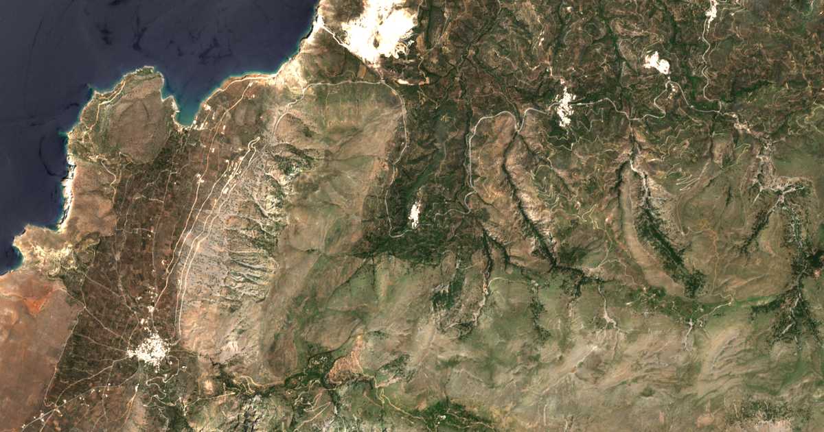 Mapa por satélite de Lástros