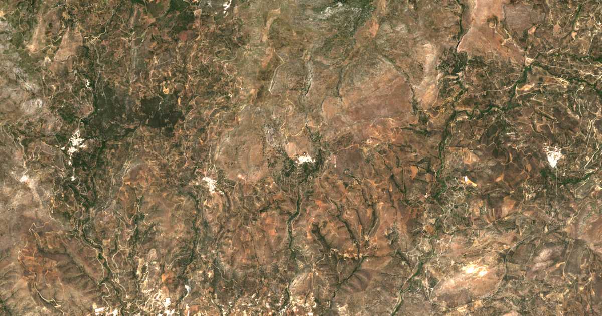 Mapa por satélite de Péfkoi