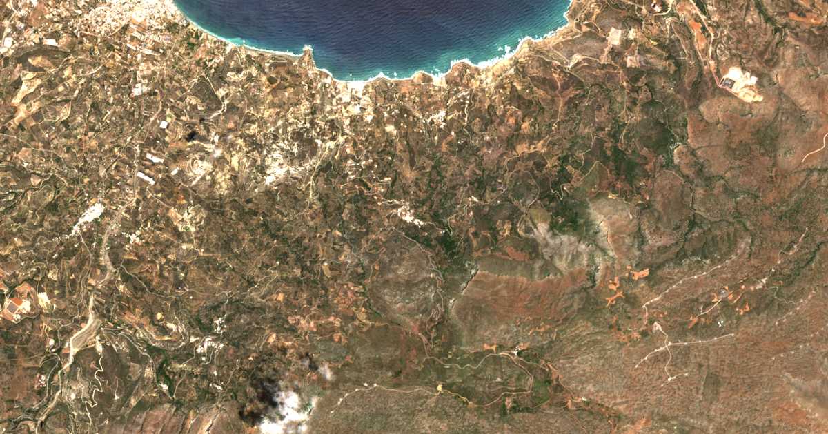 Mapa por satélite de Roússa Ekklisía