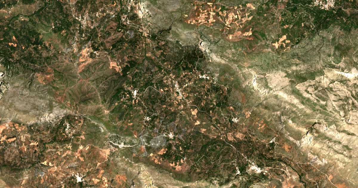Mapa por satélite de Kissoú Kámpos