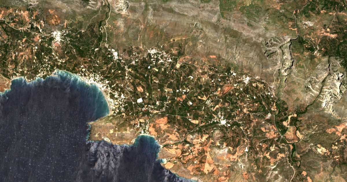 Mapa por satélite de Palaiá Tavérna
